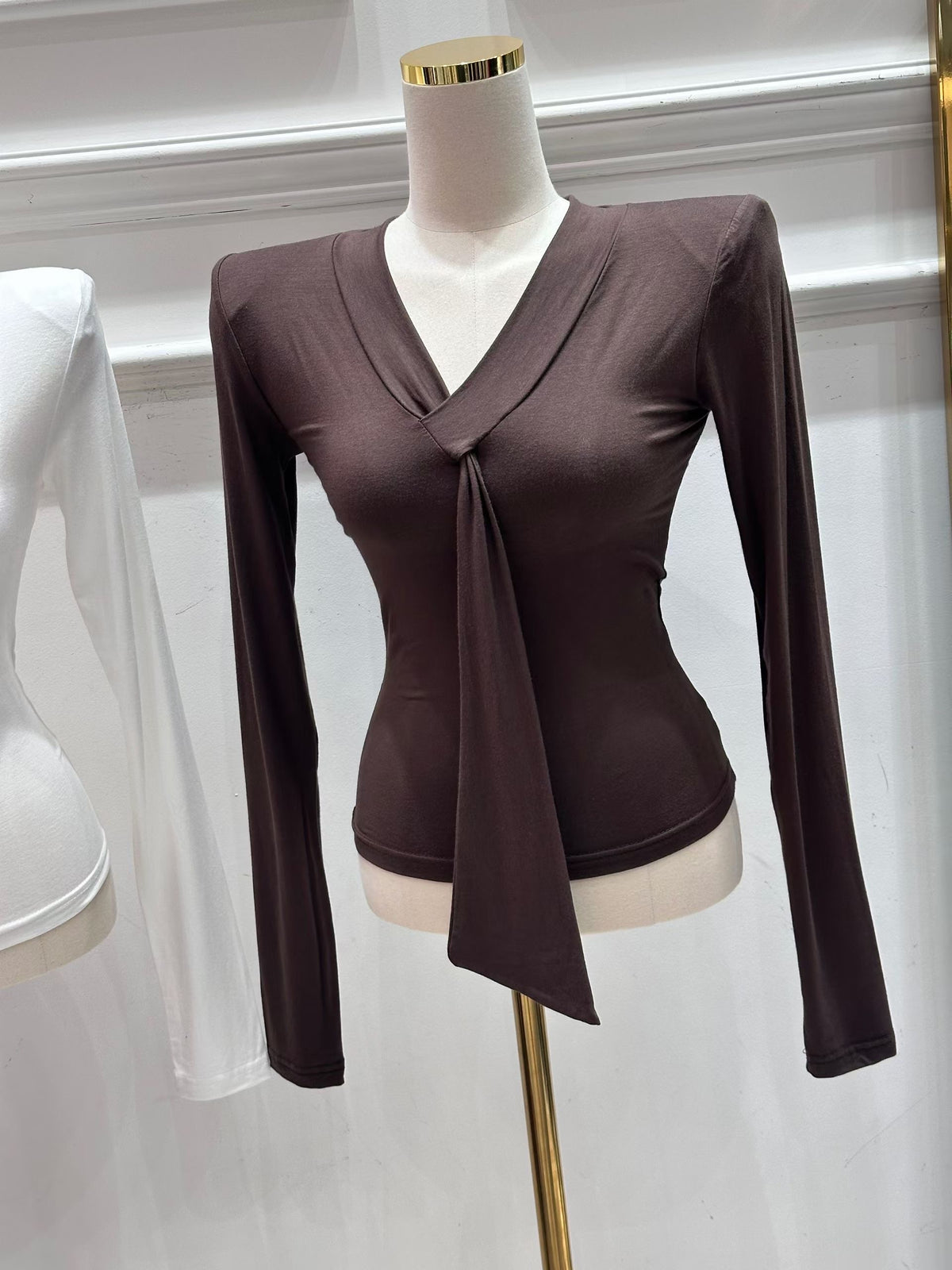 Cross V-Neck Tie Long Sleeve Top with Shoulder Pads / 韓系交叉V領飄帶墊肩長袖上衣 (Ivory / Mocha / Black)