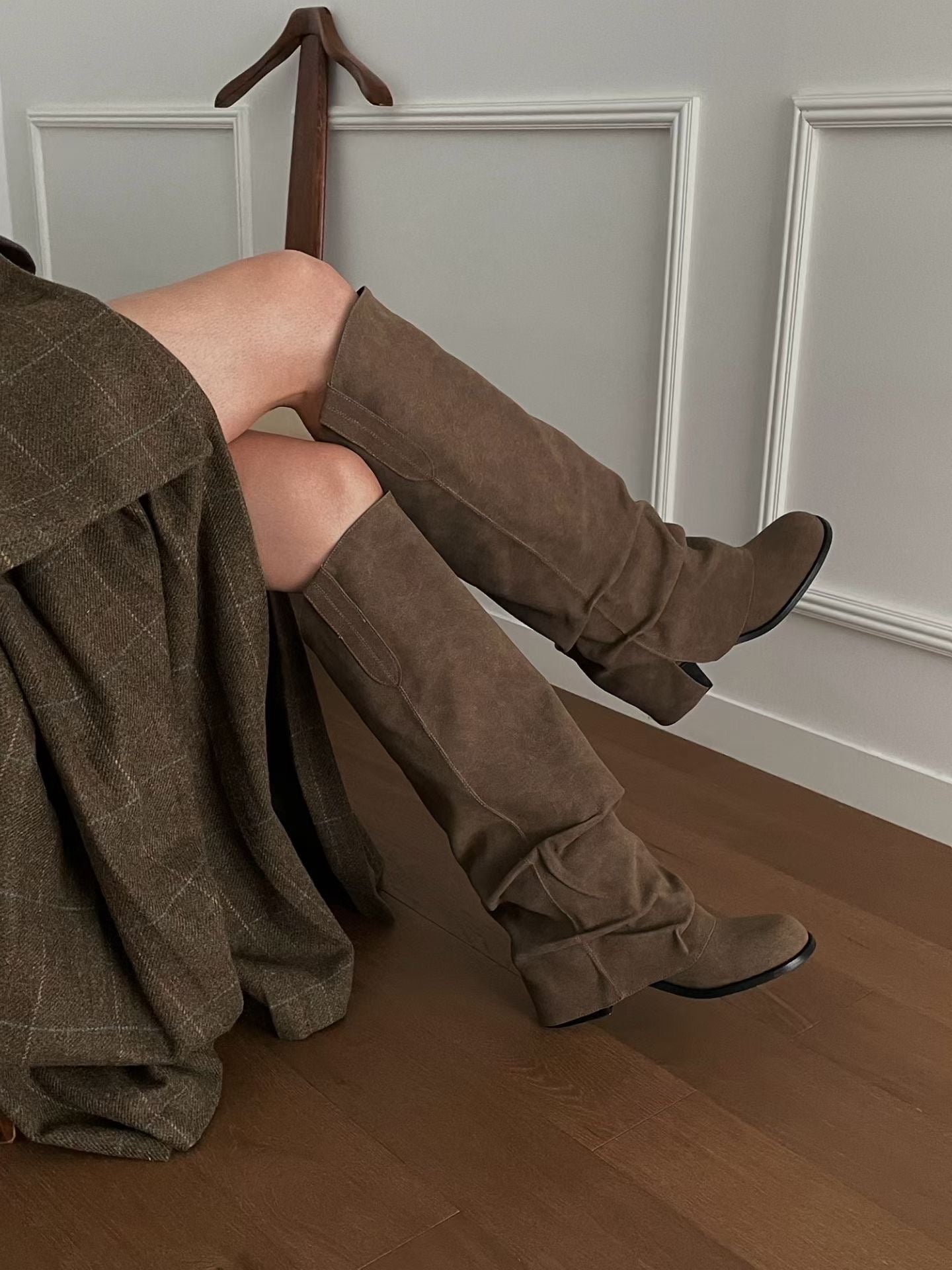 Suede Western Slouchy Knee-High Boots | 復古麂皮牛仔堆堆靴