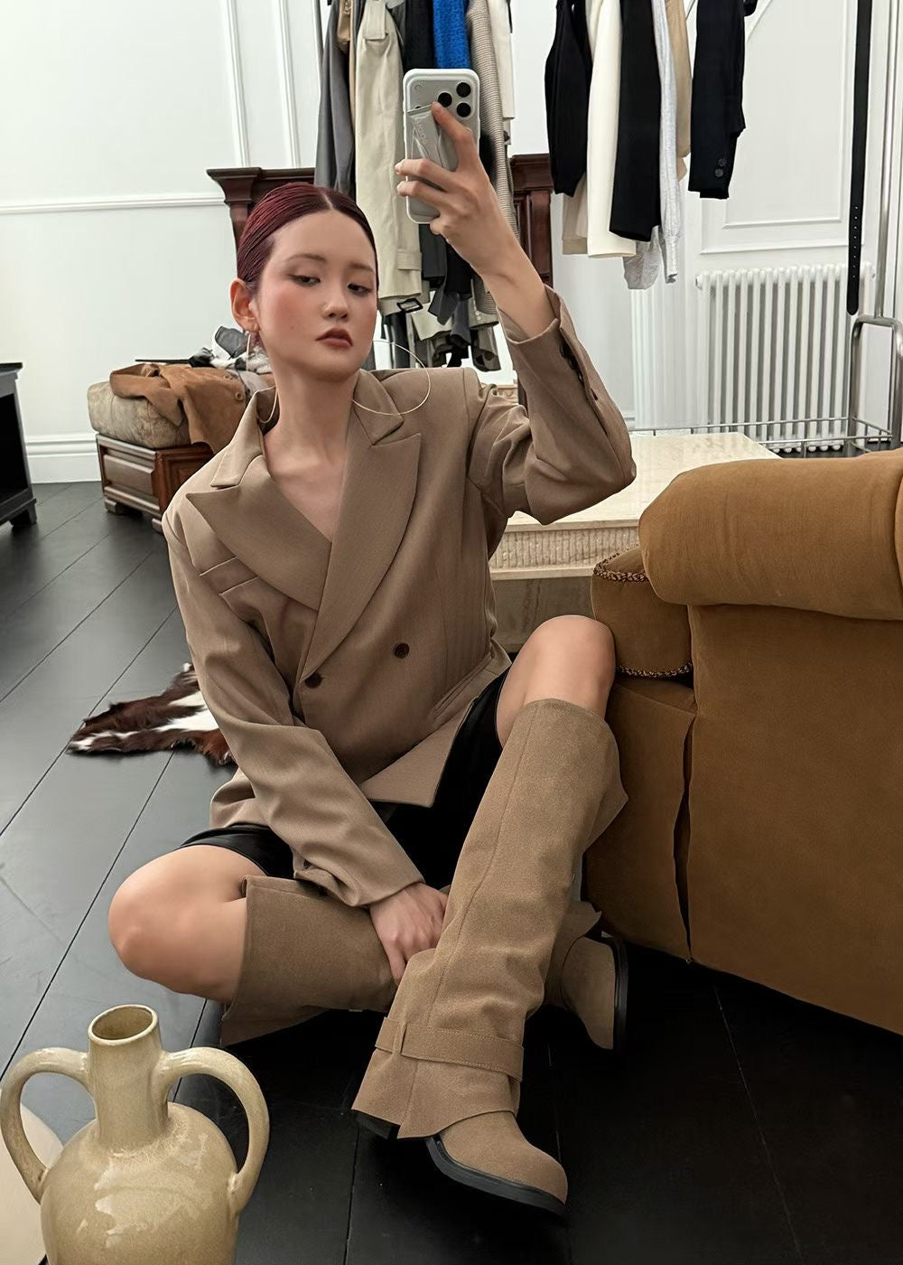 Suede Dual-Buckle Fold-Over Boots | 法式麂皮雙皮扣反折立體長靴 (Taupe Taupe / Noir Black)